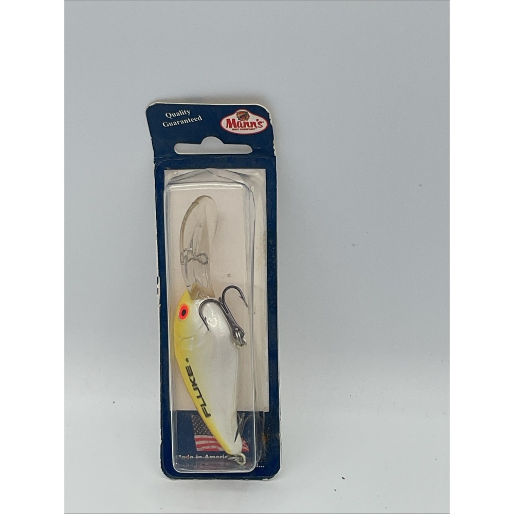 Mann's Bait Company FLUKE Crankbait Fishing Lure Winter Craw 1/4 oz Waker